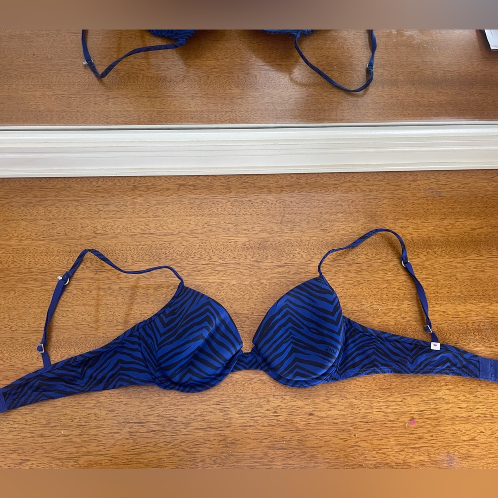 Blue zebra Y2K Pink by Victoria’s Secret demi bra in size 34 B